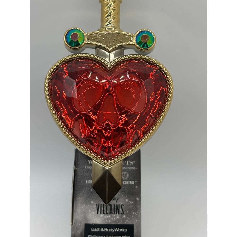 Bath & Body Works Disney Villains Evil Queen Heart Dagger Wallflowers Plug - Picture 3 of 4